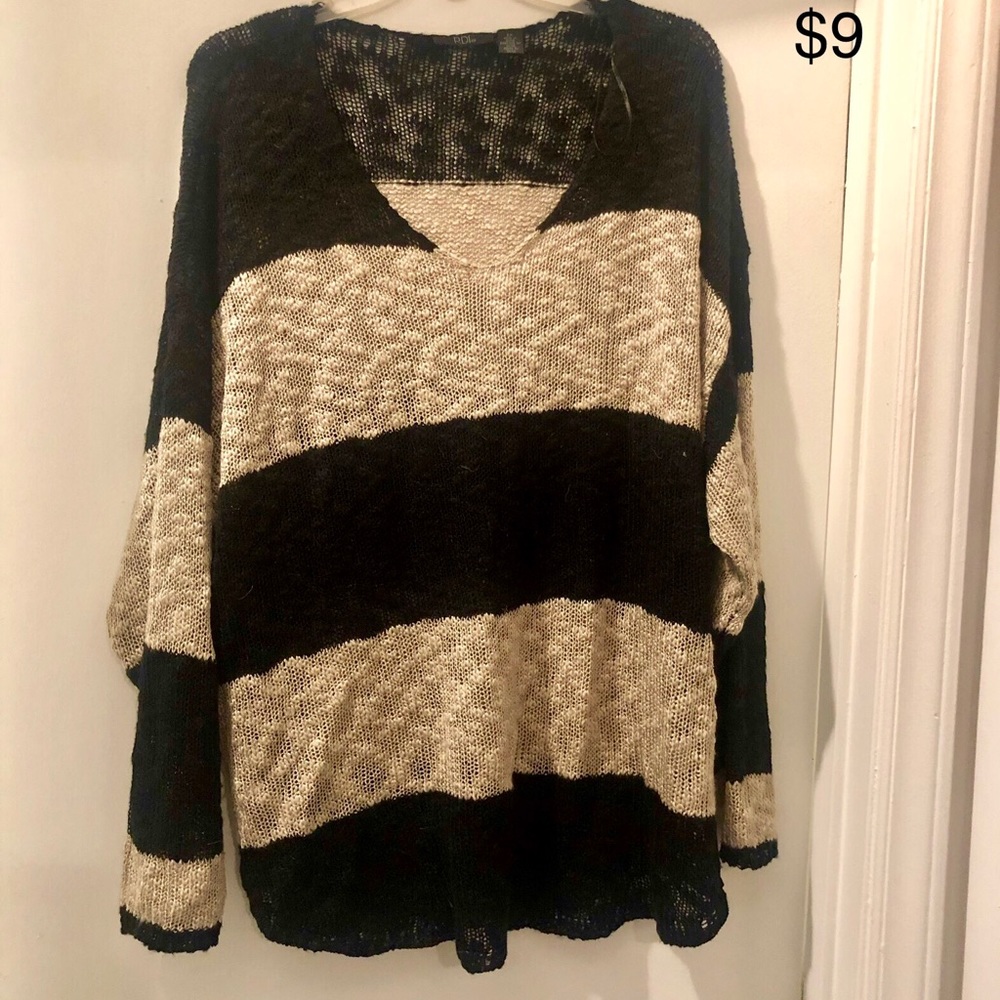 Black & tan 2X sweater